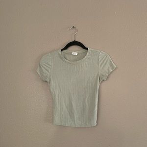 Cropped ribbed light olive green t shirt